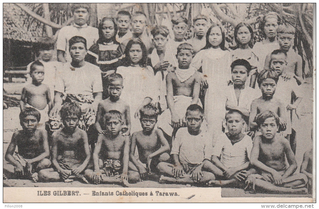 République De KIRIBATI - Iles GILBERT - Enfants Catholiques à Tarawa - Kiribati