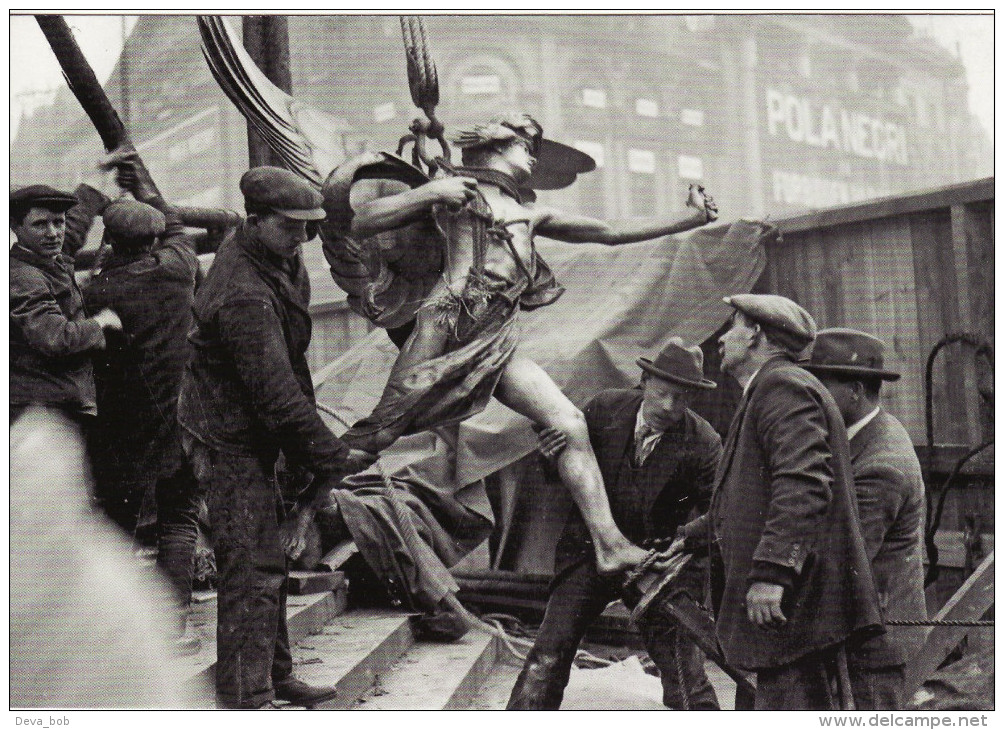 London Photo Card Moving Eros Piccadilly Circus 1925 Getty Image - Other & Unclassified