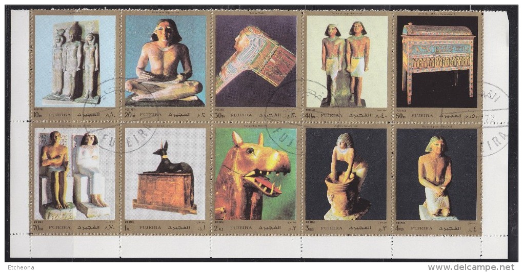 = Bloc De 10 Timbres Oblitérés, Fujeira, Statues Et Objets Anciens, Types Egyptiens - Archéologie