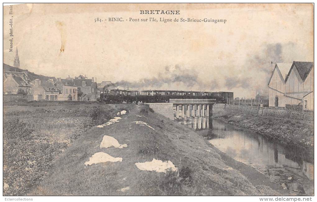 Binic    22    Chemin De Fer  Ligne St Brieuc Guimgamp  (un Peu Tachée  Voir Scan) - Binic