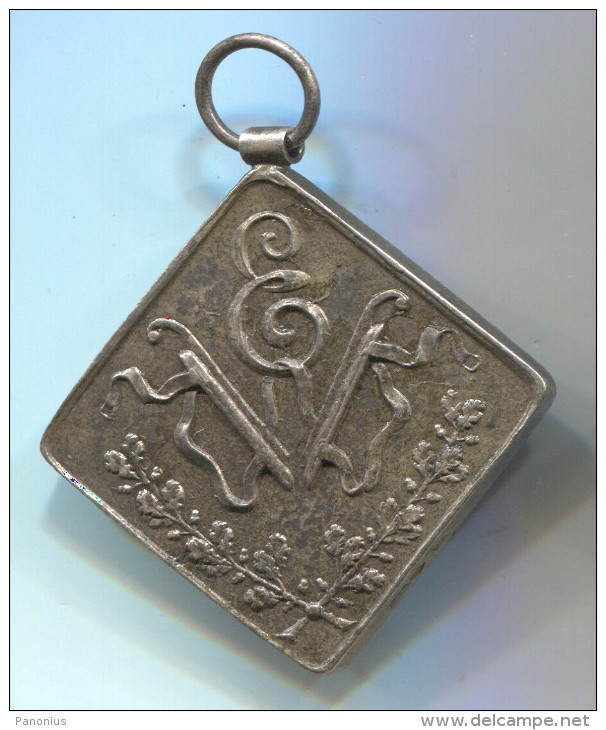 FIGURE SKATING - WIEN, EISLAUF FEREIN, Austria, 1936. Medal, Silver, Dimension: 35x35mm - Patinage Artistique