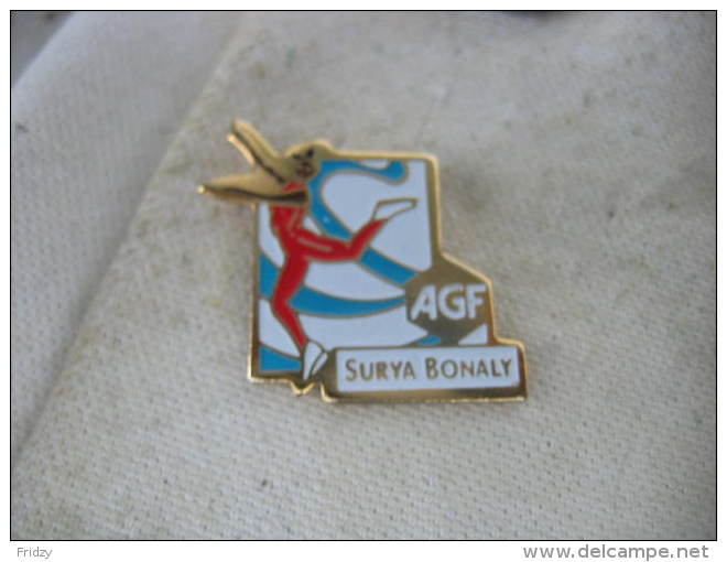 Pin´s De La Patineuse SURYA BONALY Avec AGF - Skating (Figure)