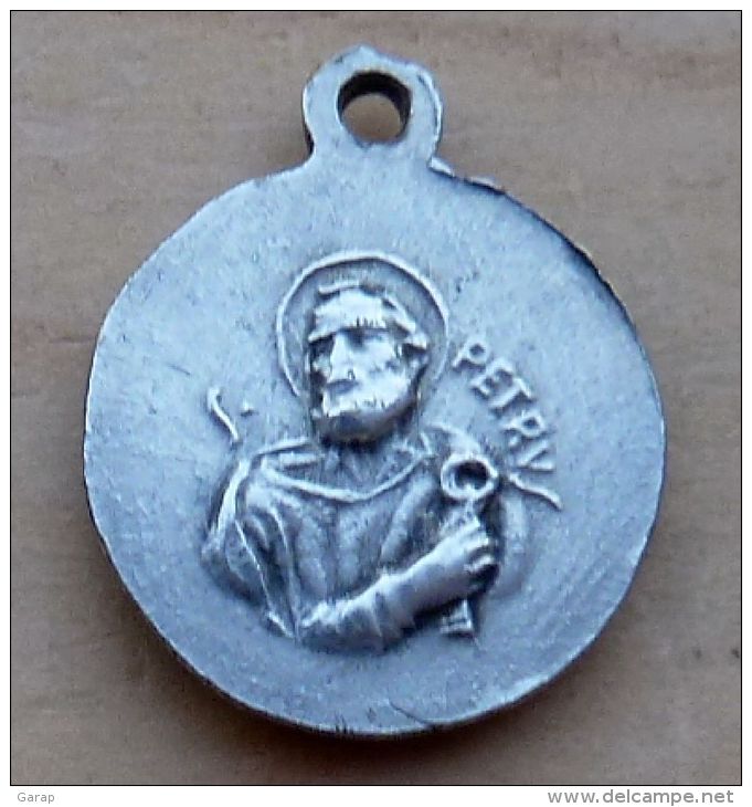 Mad-503Médaille Ancienne Pius XII Au Dos Gravé Petrus - Godsdienst & Esoterisme