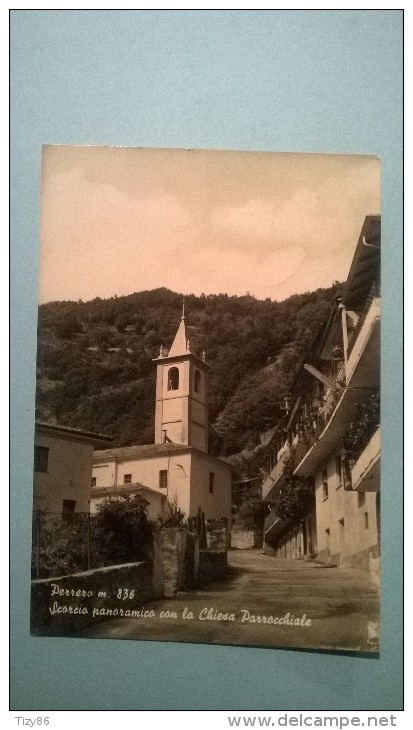 Perrero - Scorcio Panoramico Con La Chiesa Parrocchiale - Altri & Non Classificati