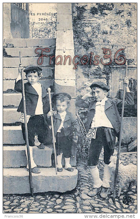 (64) Scènes Et Types Des Pyrénées - Costumes Ossalois - Ossaloise - Vallée D'Ossau- 2 SCANS - Autres & Non Classés