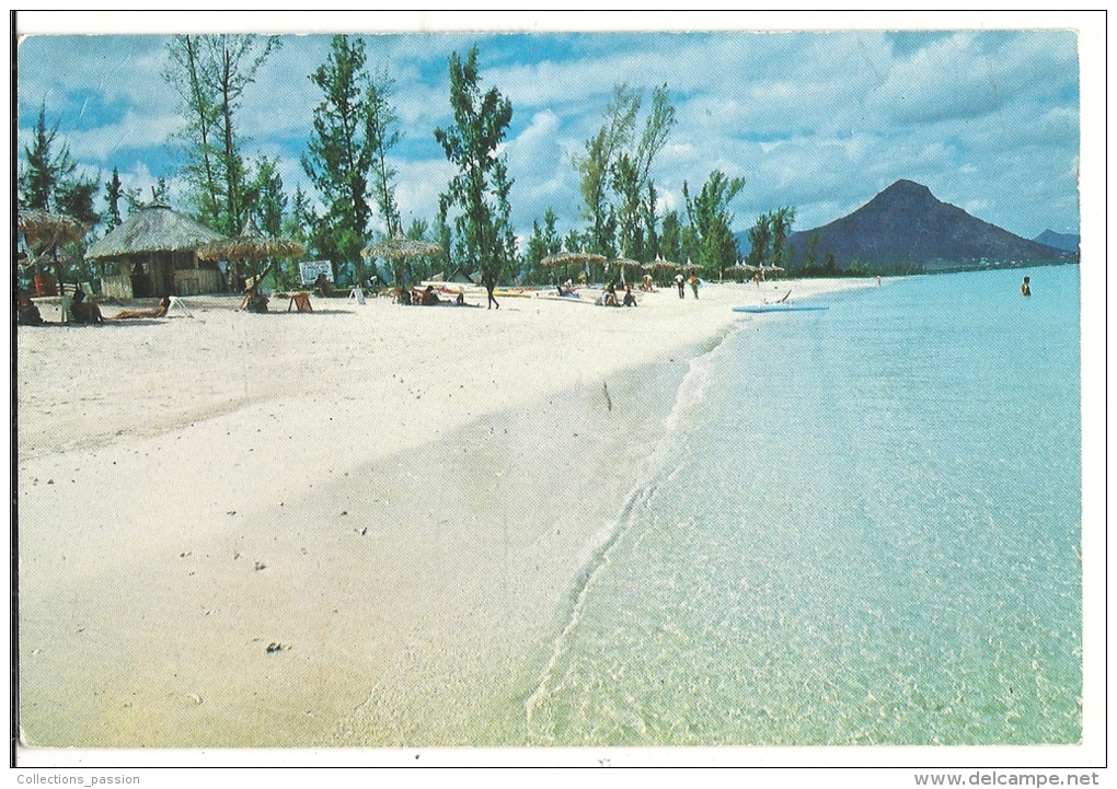 Cp, L'Ile Maurice, Flic En Flac, La Pirogue, Voyagée - Mauricio