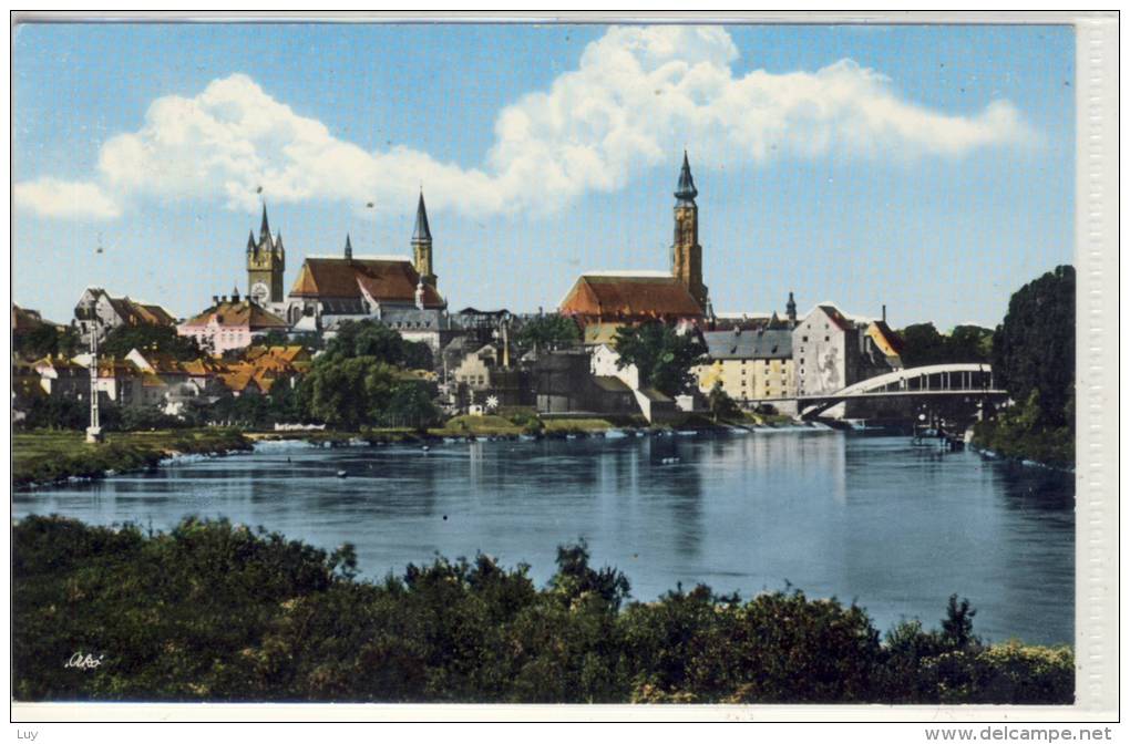 STRAUBING A.d. Donau , Panorama - Straubing