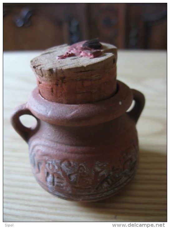 Petit Pot En Terre Avec Anses Et Bouchon Liège - Art Oriental