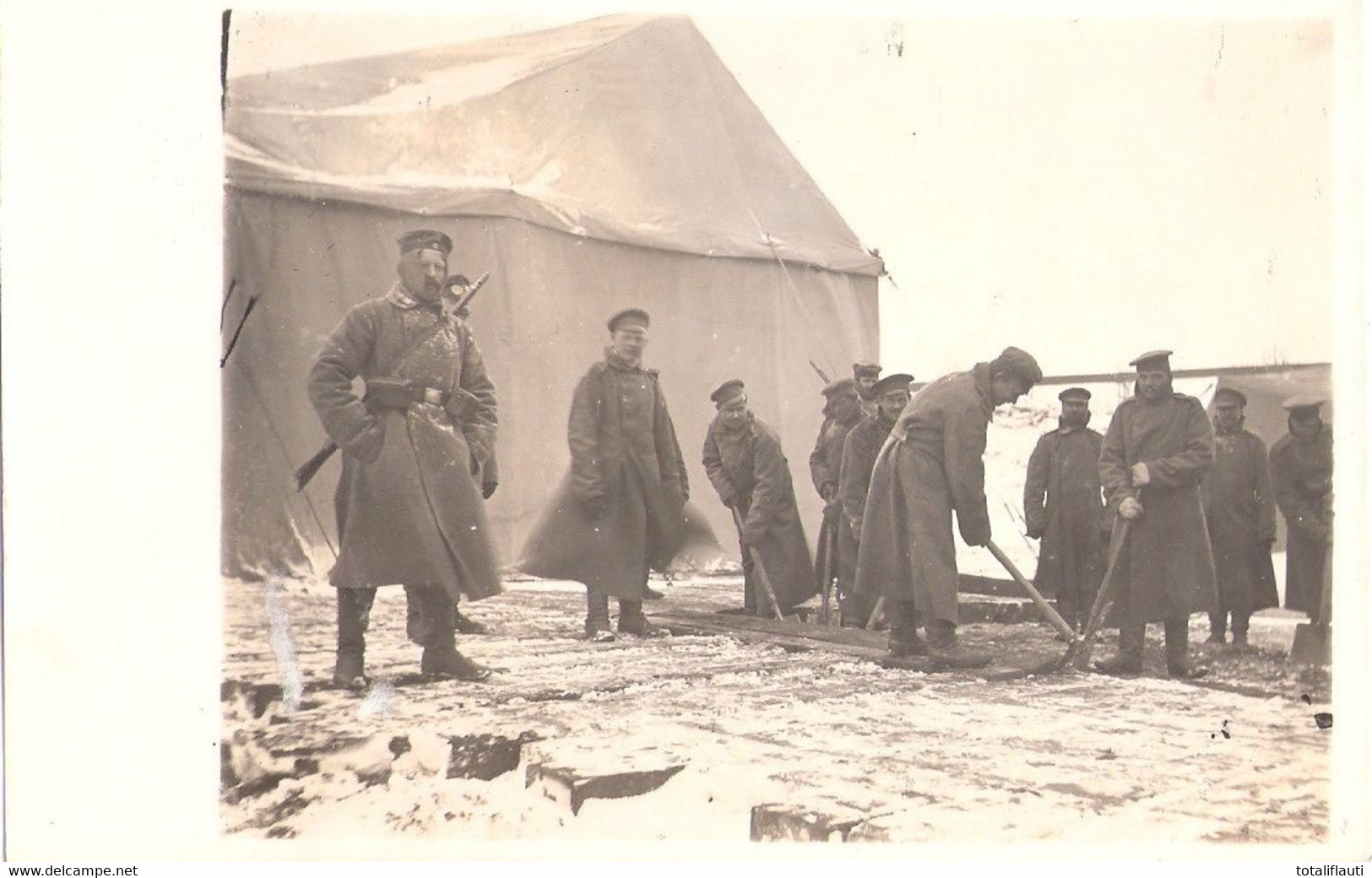 RASTENBURG Ketrzyn Russia POWs Beim Wege Ausbessern Original Private Fotokarte World War I Ungelaufen - Ostpreussen