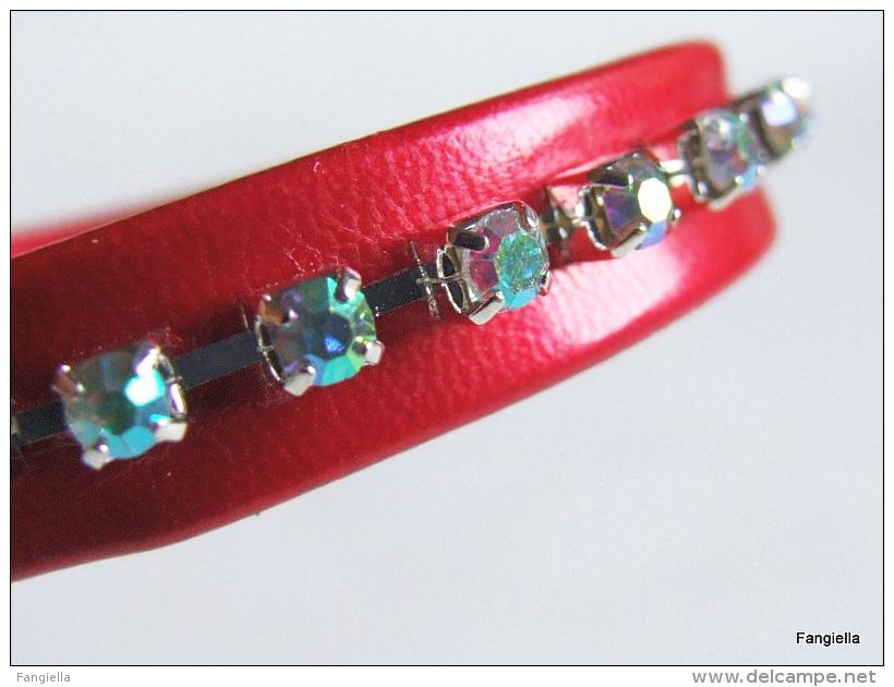 Parure Headband Et Bracelet Strass Cristal AB Sur Simili-cuir Rouge   Un Bel Ensemble à Petit Prix Pour Briller...  Le B - Autres & Non Classés