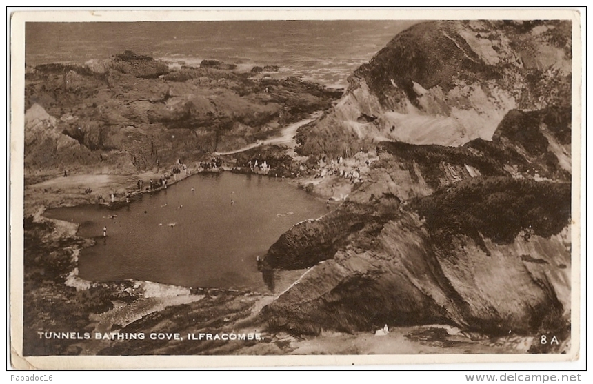 GB - Dev - Tunnels Bathing Cove, Ilfracombe - Real Photo Excel Series N° 8 A (circ. 1937) - Ilfracombe