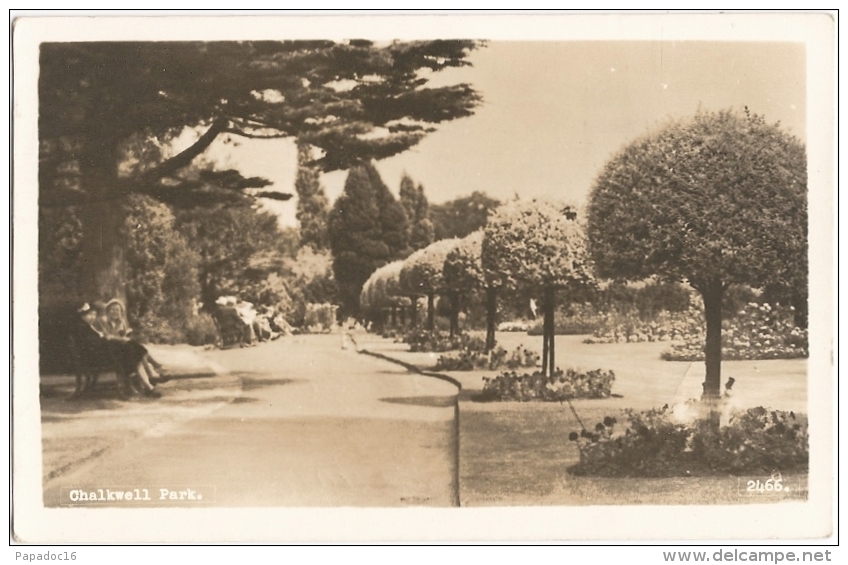 GB - E - Chalkwell Park - Real Photo Bell's Photo Co. N° N° 2466. (circ. 1956) - [Southend-on-Sea] - Southend, Westcliff & Leigh