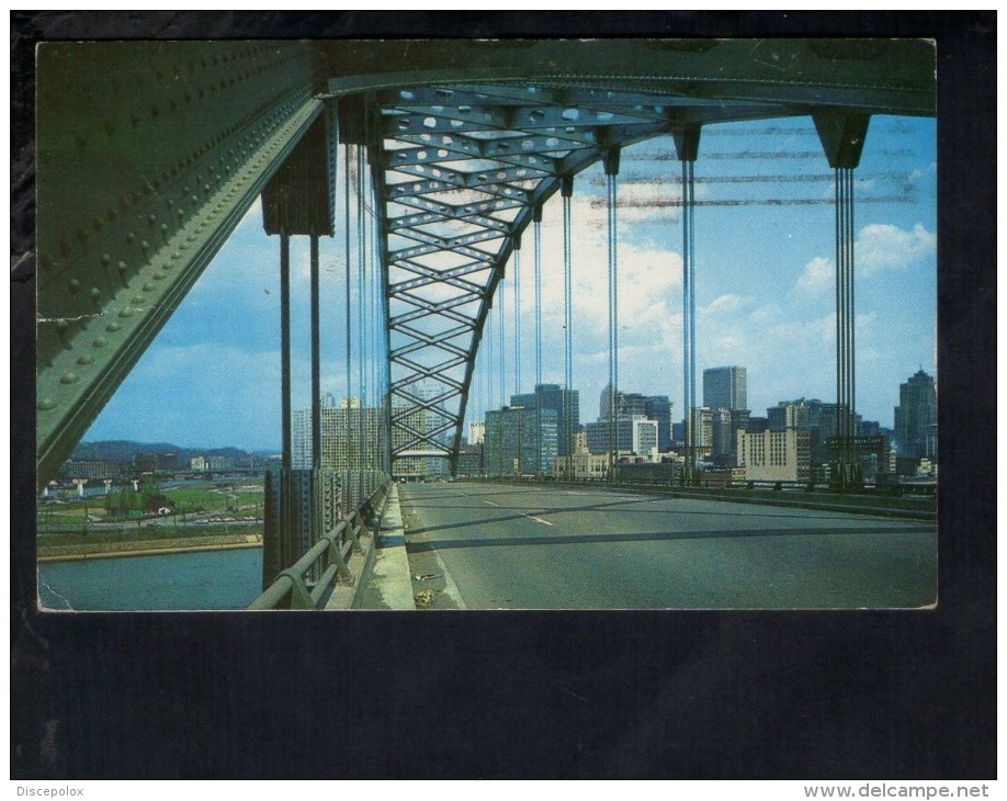 F2947 Pittsburgh - Gateway Center Building From Fort Pitt Bridge, Pennsylvania - Nice Space Stamp , Bollo Filatelico - Pittsburgh