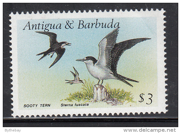 Antigua & Barbuda MNH Scott #1012 $3 Sooty Tern - Birds - Upper Right Corner Crease - Antigua En Barbuda (1981-...)