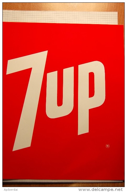 Vintage 1970's Soda  7UP Decal Sticker - Autocollants