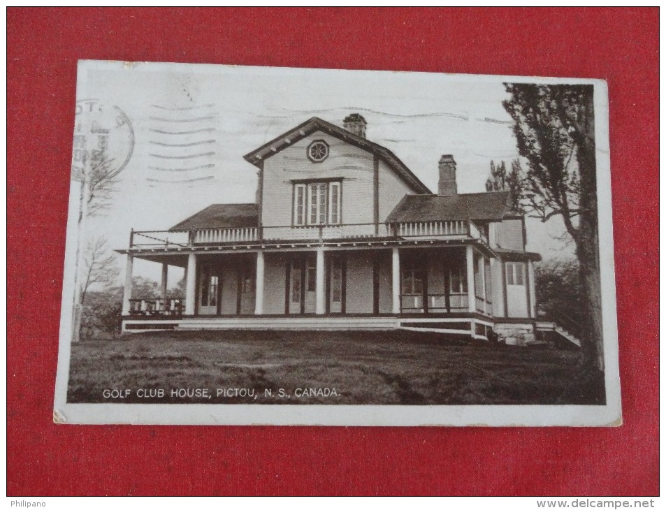 Nova Scotia> Pictou  Golf Club House    ------ref 1626 - Autres & Non Classés