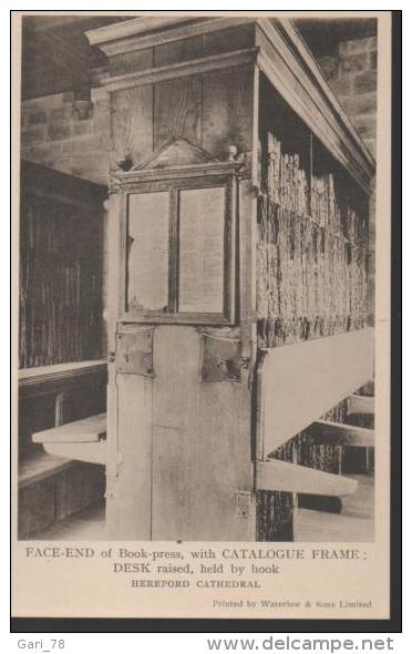 HEREFORD Cathedral FACE END Of Book-press, With CATALOGUE FRAME; DESK Raised, Held By Hook - Herefordshire