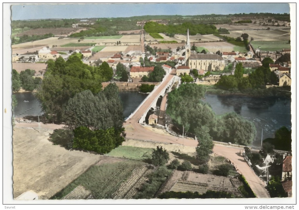 ST  MARTIN LA RIVIERE  - Le Pont Et Vue Générale -  Rare.  CPM Dentelée - Saint Gervais Les Trois Clochers