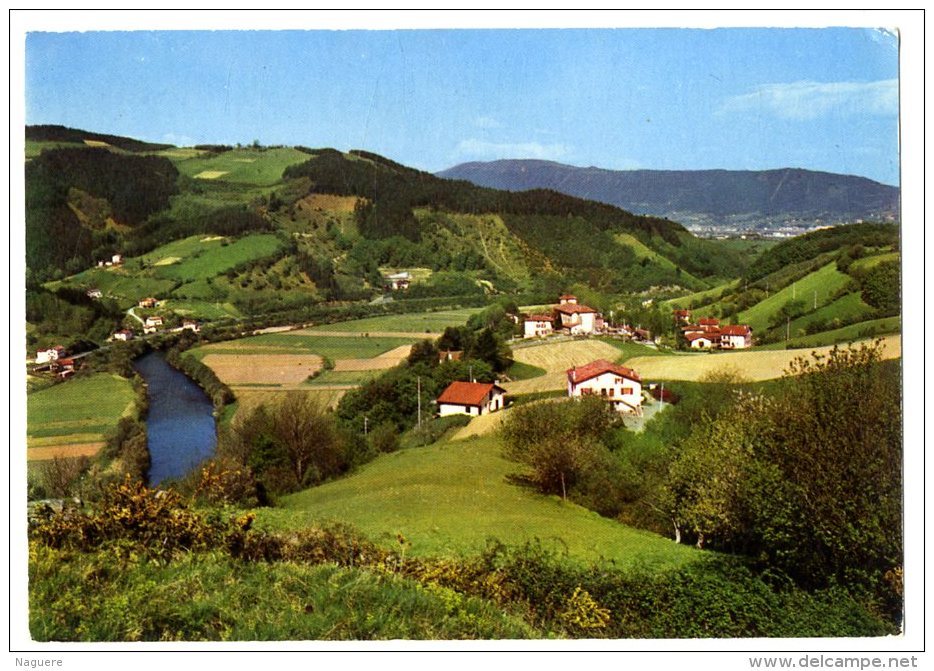 64  VUE GENERALE SUR BIRIATOU  VILLAGE FRONTIERE  -  CPM 1960 / 70 - Biriatou