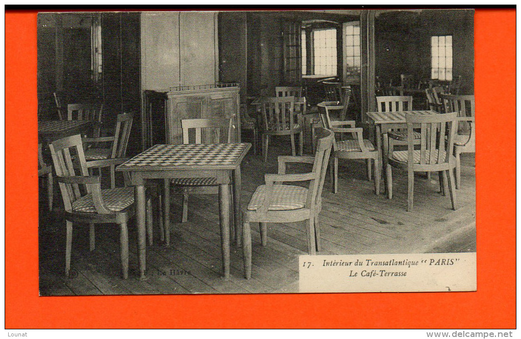 Bâteau -¨Paquebot - Intérieur Du Transatlantique "Paris" - Le Café Terrasse - Steamers