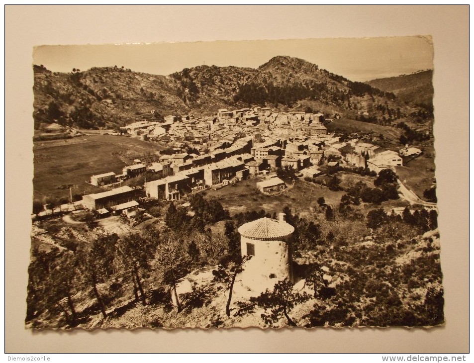 Carte Postale - LA GARDE FREINET (83) - Vue Generale - Le Moulin (31/460) - La Garde Freinet