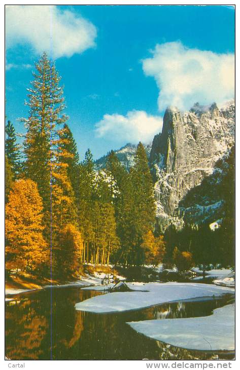 CALIFORNIA - Yosemite National Park - Sentinel Rock And The Merced River - Yosemite