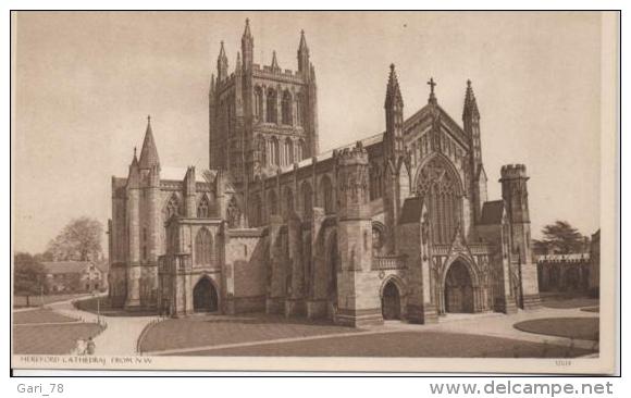 CP HEREFORD CATHEDRAL FROM N W Numérotée 37018 - Herefordshire