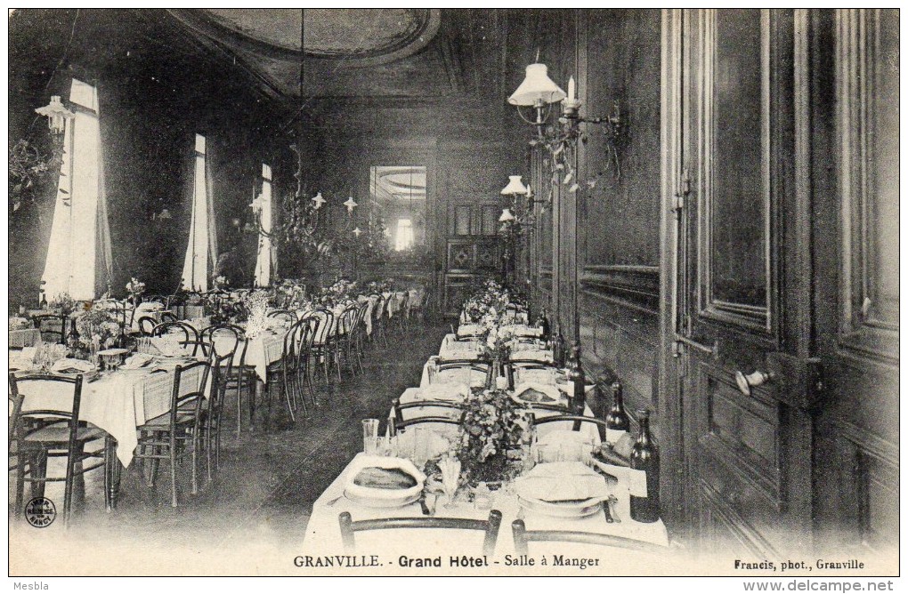 CPA  -  GRANVILLE  (50)   Grand  Hotel  -  Salle à Manger - Granville