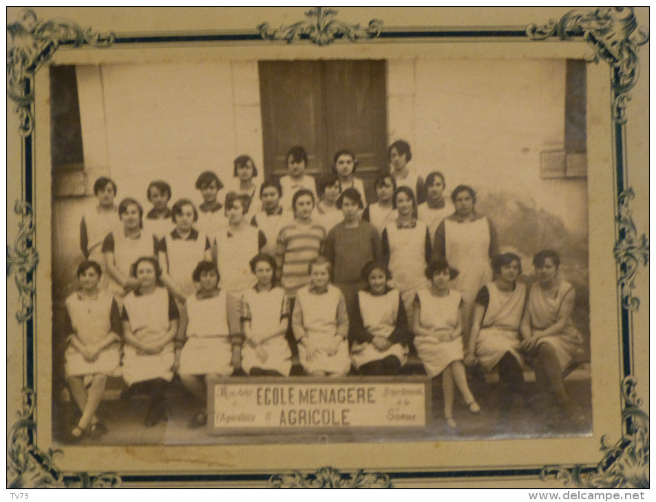 #photo J322 - Ecole Menagere Agricole De Savoie ( COGNIN ?? ) - Photo Marcelin à Belley - Personnes Anonymes