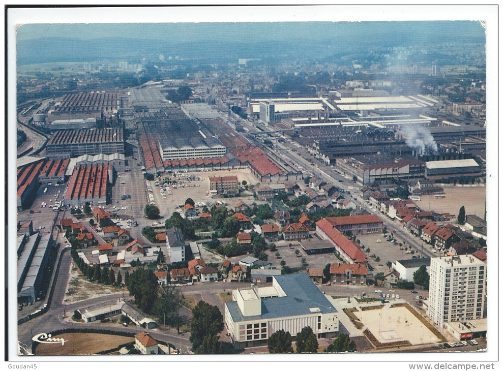 SOCHAUX - MONTBELIARD (Doubs) Vue Générale Aérienne - Les Usines Peugeot. - Sochaux