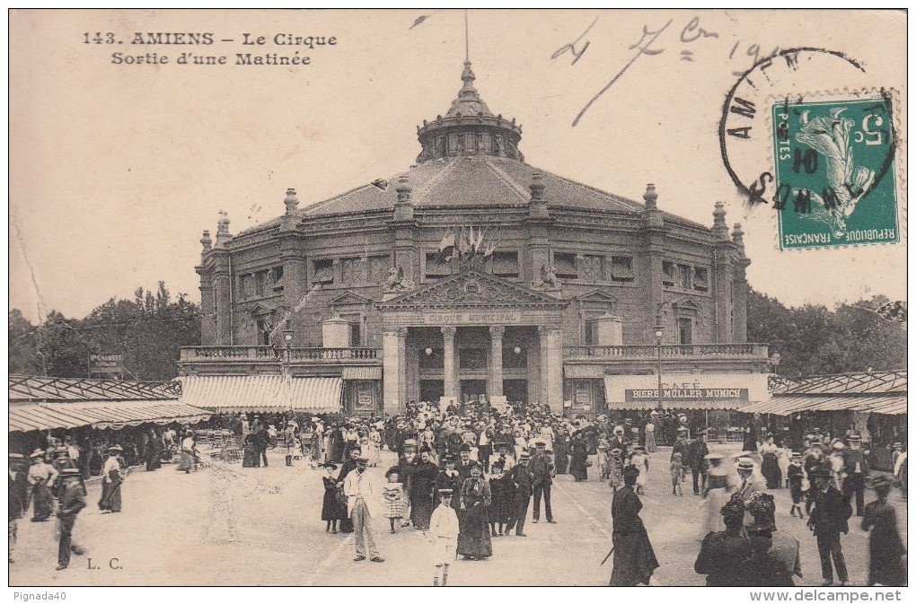 Cp , 80 , AMIENS , Le Cirque , Sortie D'une Matinée - Amiens