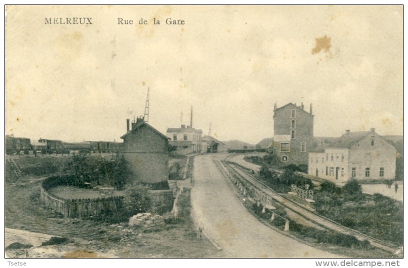 Melreux - Rue De La Gare Et ... La Gare Au Loin - 1923 ( Voir Verso ) - Hotton