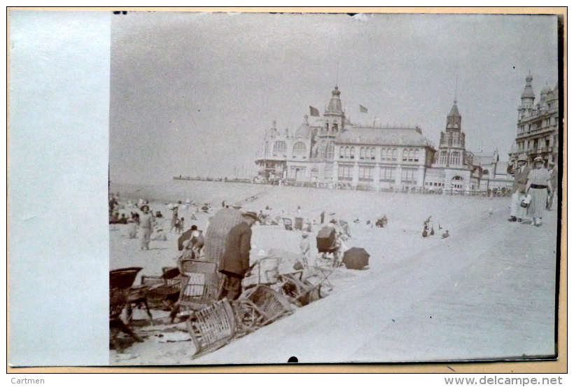 BELGIQUE OSTENDE AVEC LE CASINO DETRUIT DEPUIS  BORD DE MER   PLAGE  TOURISME CARTE PHOTO VERS 1900 - Photographs