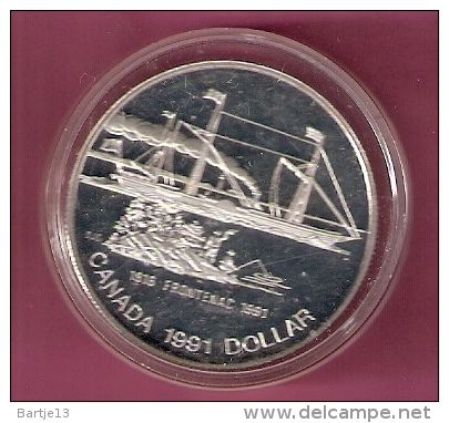 CANADA DOLLAR 1991 SILVER SS FRONTENAC SHIP 1816 SPOTS ON CAPSEL - Canada