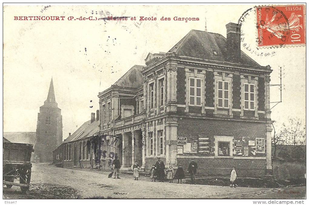 62    BERTINCOURT    MAIRIE  ET  ECOLE  DES  GARCONS - Bertincourt