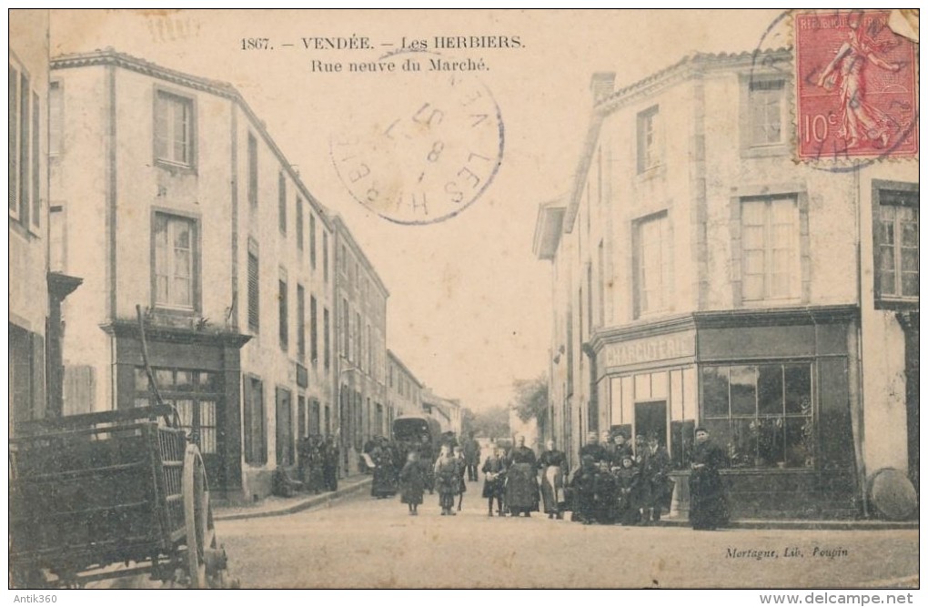 CPA 85 LES HERBIERS Carte Rare - Rue Neuve Du Marché - Charcuterie - Les Herbiers