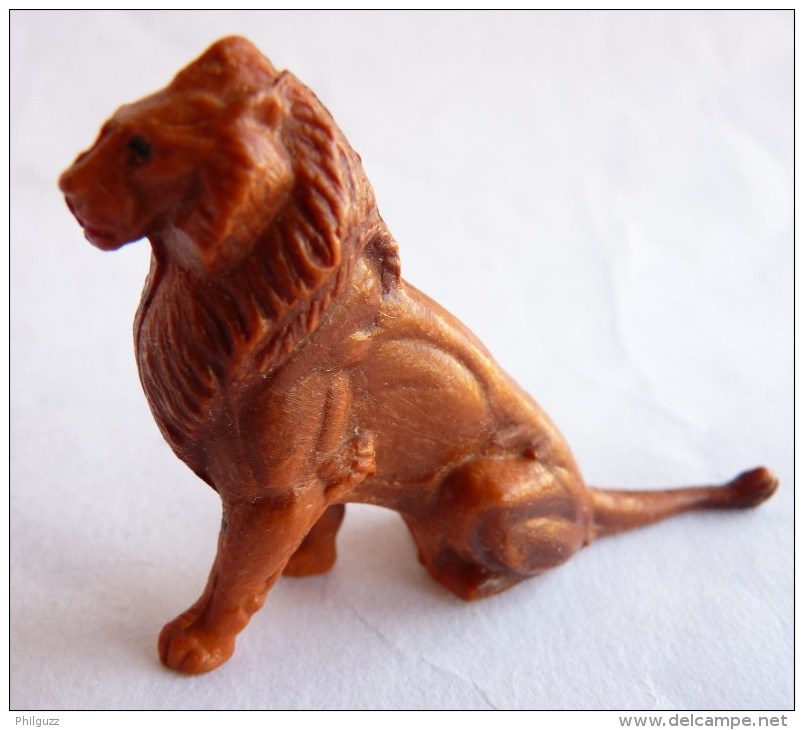 Figurine CLAIRET  - ANIMAUX ANIMAL - LION ASSIS 028 1 ZOO Pas Starlux Elastolin Ougen Jim Cyrnos - Other & Unclassified