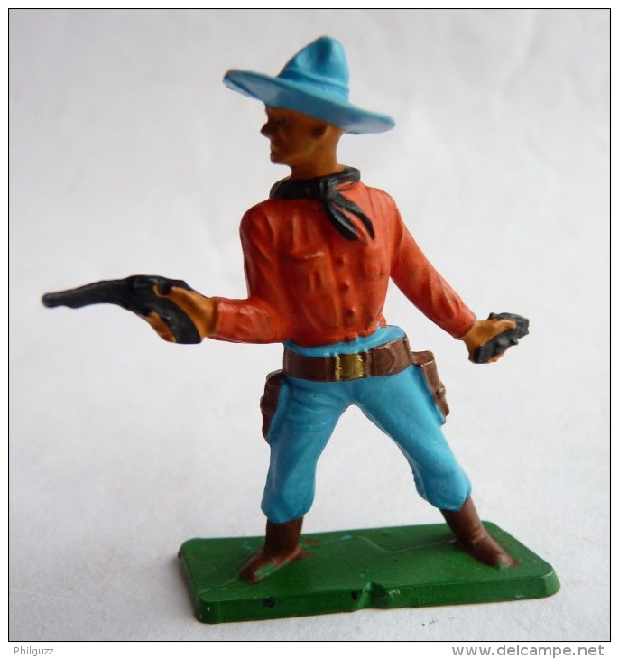 FIGURINE STARLUX COWBOY 2 REVOLVERS INCOMPLET -  SERIE ORDINAIRE  1957 Réf 130 - Starlux