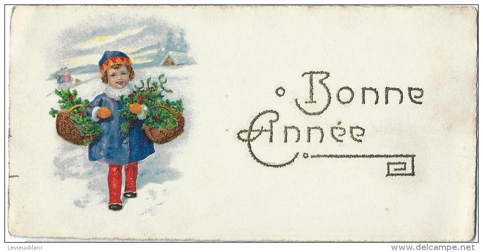 Petite Carte De Voeux/ Circulée/Jeune Fille Dans La Neige Avec Paniers De Houx/ Vers 1930   CVE55 - Año Nuevo