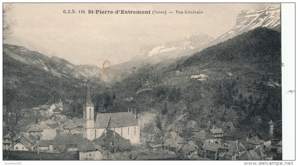 ( CPA 38 )  ST-PIERRE-D'ENTREMONT  /  Vue Générale  - - Saint-Pierre-d'Entremont