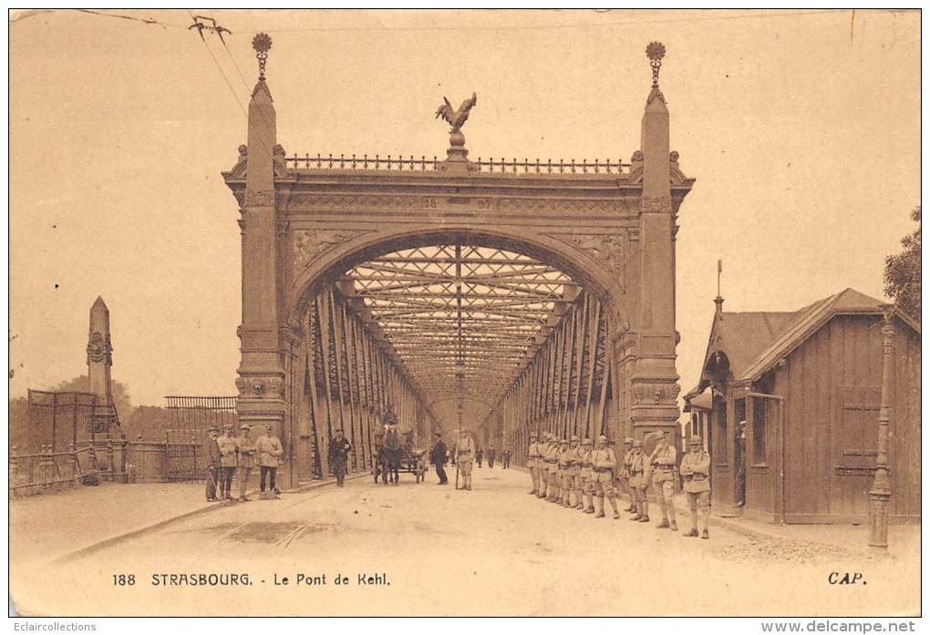 Strasbourg      67      Militaires Au Pont De Kehl   (voir Scan) - Straatsburg