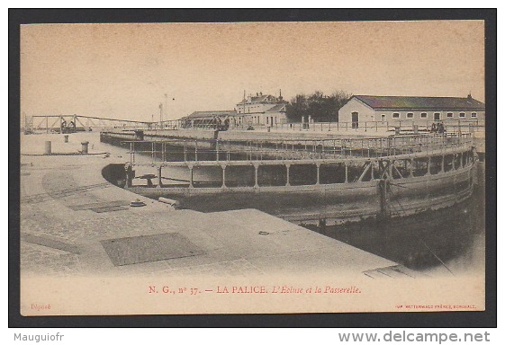 DF / 17 CHARENTE MARITIME / LA ROCHELLE / CANAL DE LA PALLICE/ L'ÉCLUSE ET LA PASSERELLE - La Rochelle