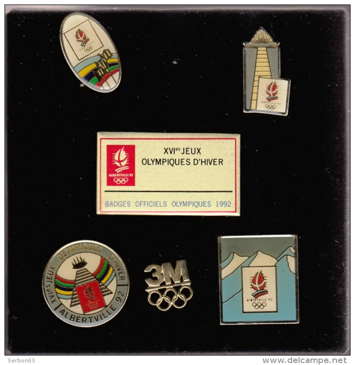 BOITE PRESENTOIR NEUVE (RAYURES) EN PLASTIQUE DE 6 PIN'S XVIes JEUX OLYMPIQUES D'HIVER ALBERTVILLE 1992 BADGES OFFICIELS - Jeux Olympiques