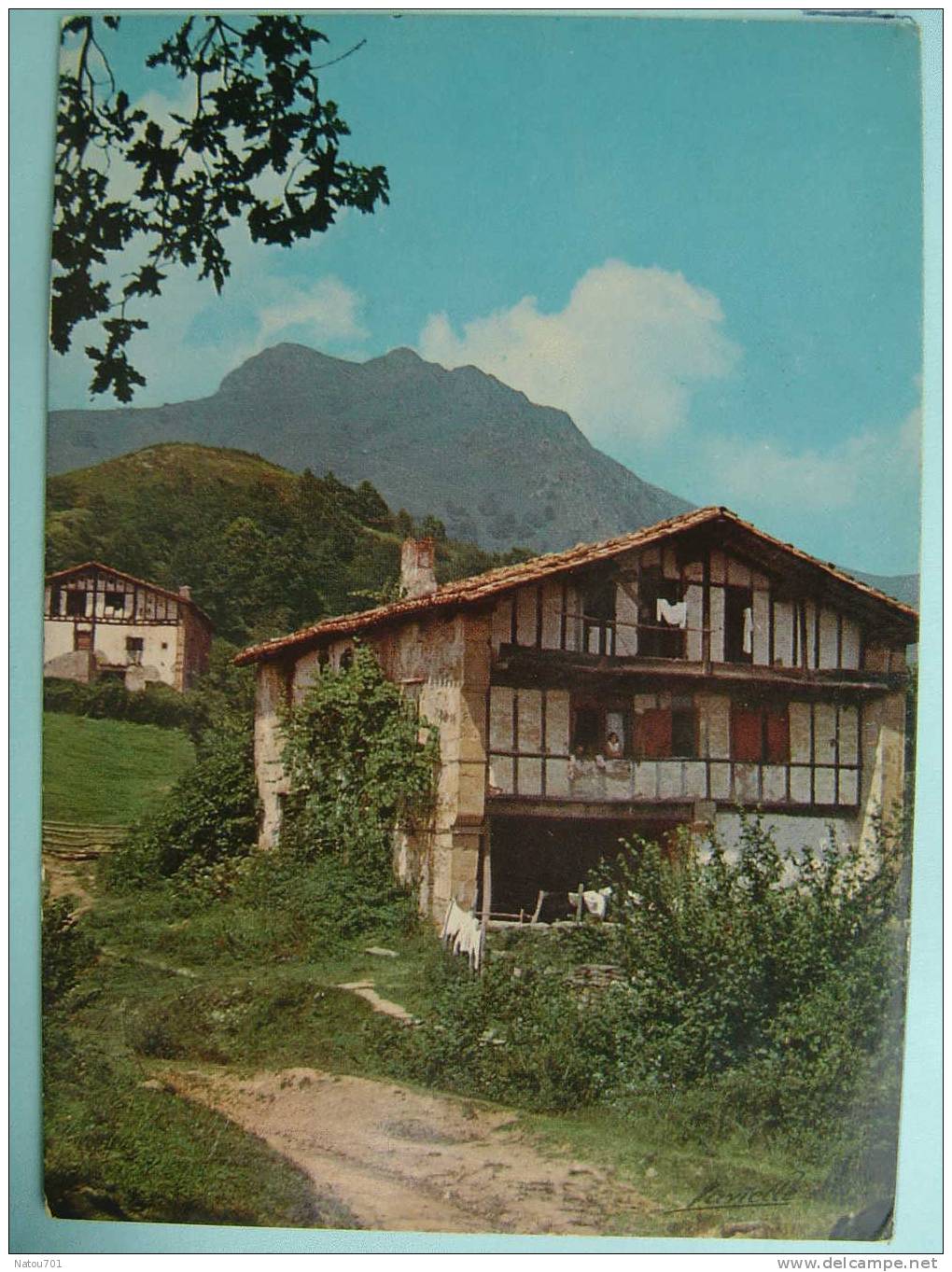 64-02.pyrenees-atlantiques- Sare- Le Pays Basque- Maison Pittoresqe A Sare - Sare
