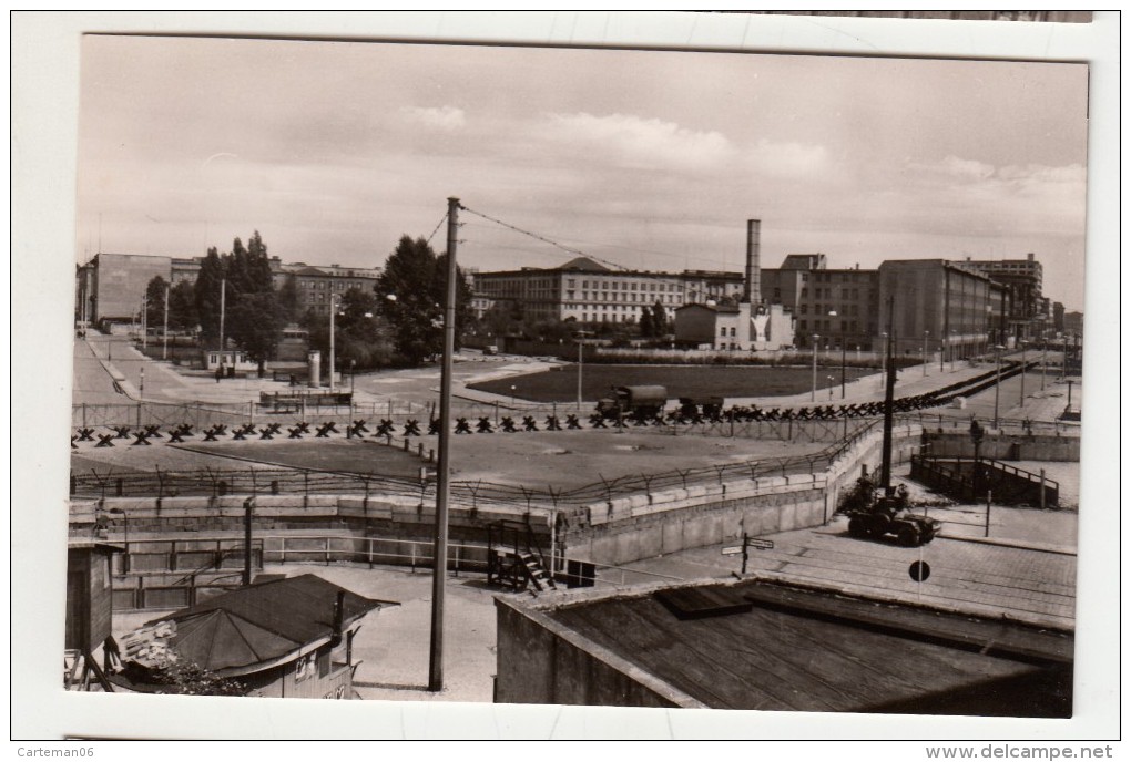 Allemagne - Berlin - Potsdamer Platz Mit Blick In Die Leipziger - Und Die Stresemann Strasse - Muro De Berlin