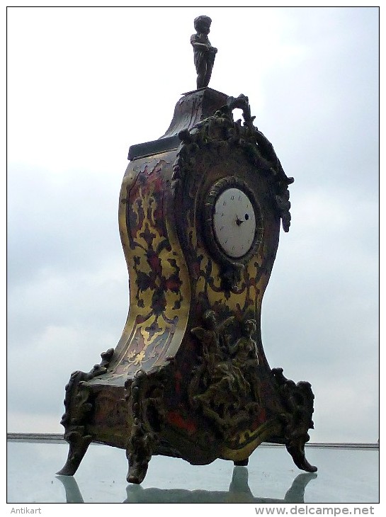 RARE - LOUIS XIV - Porte-montre - Enfant pissant sur le temps - marqueterie mode Boulle, Fin XVIIe déb. XVIIIe siècle