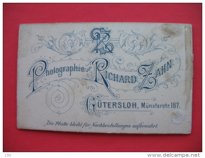 Carton Photography:Richard Zahn GUTERSLOH - Guetersloh