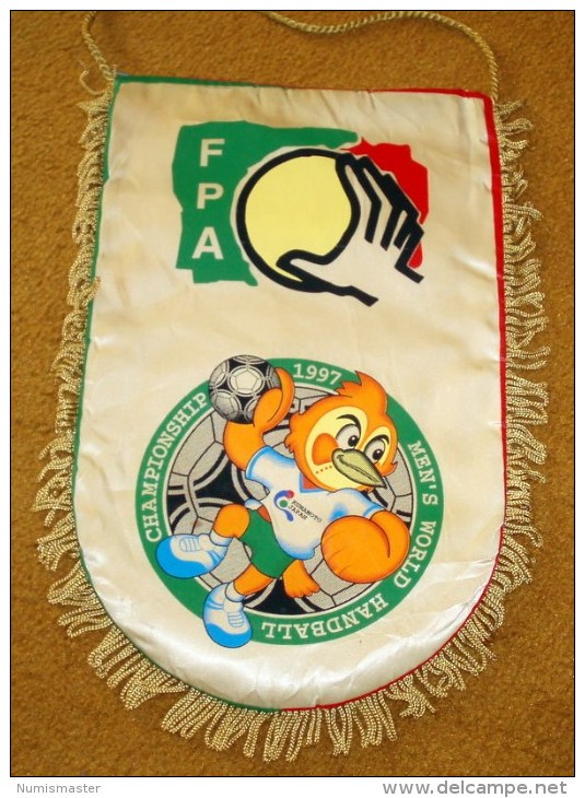 WORLD CHAMPIONSHIP JAPAN 1997, PORTUGAL HANDBALL FEDERATION , FLAG 170 X 280 Mm - Handball