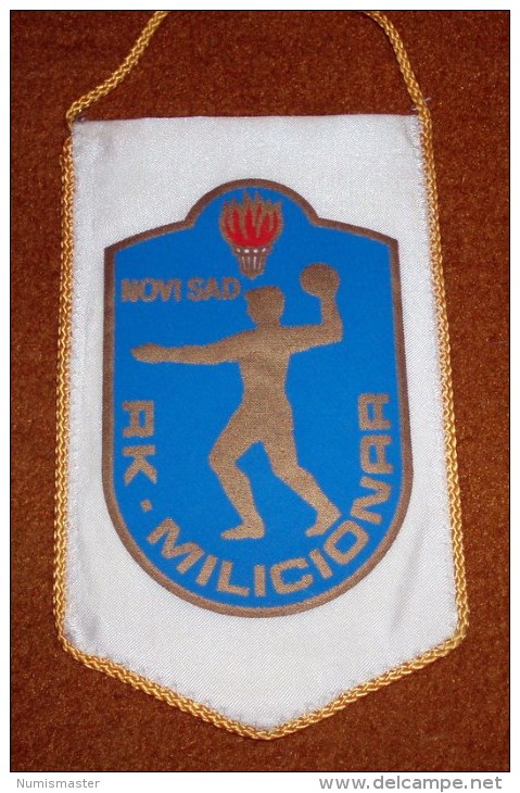 HANDBALL CLUB MILICIONER , NOVI SAD , FLAG 100 X 170 Mm - Handball