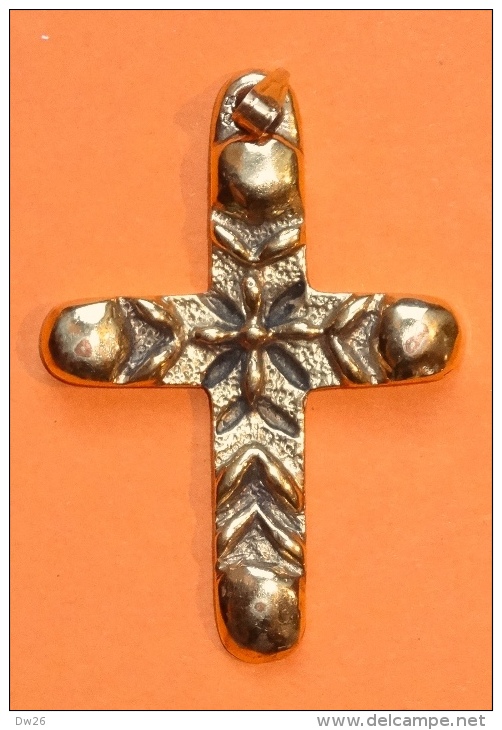 Pendentif - Croix En Bronze 6,3cm - Signée M. Bullet - Pendants